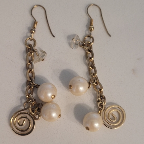 Jewelry - Elegant Gold and Cream Dangle Earrings